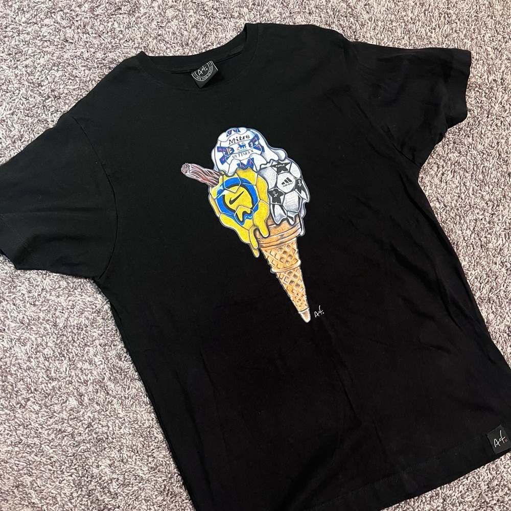 VINTAGE SOCCER TEE